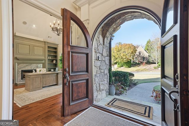 841 Camden Park Court NE, Atlanta, GA 30342