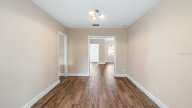 107 E MAGNOLIA AVENUE, Howey In The Hills, FL 34737