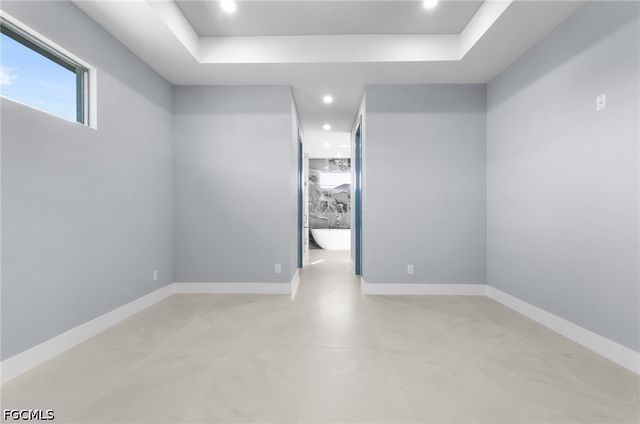 141 SW 35th AVE, Cape Coral, FL 33991