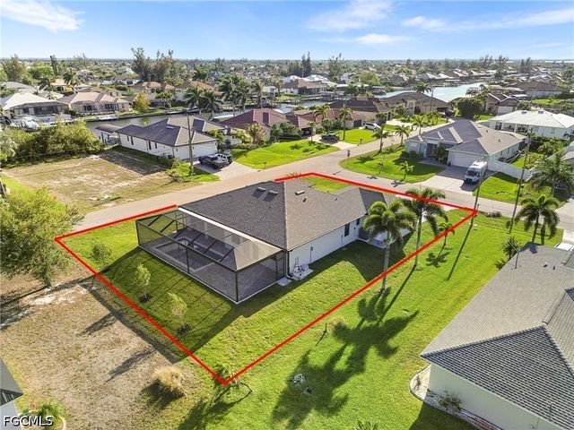 141 SW 35th AVE, Cape Coral, FL 33991