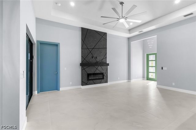 141 SW 35th AVE, Cape Coral, FL 33991