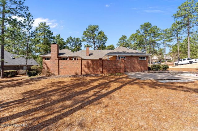 135 Fawnwood Drive, West End, NC 27376