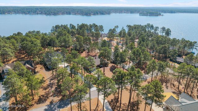 135 Fawnwood Drive, West End, NC 27376