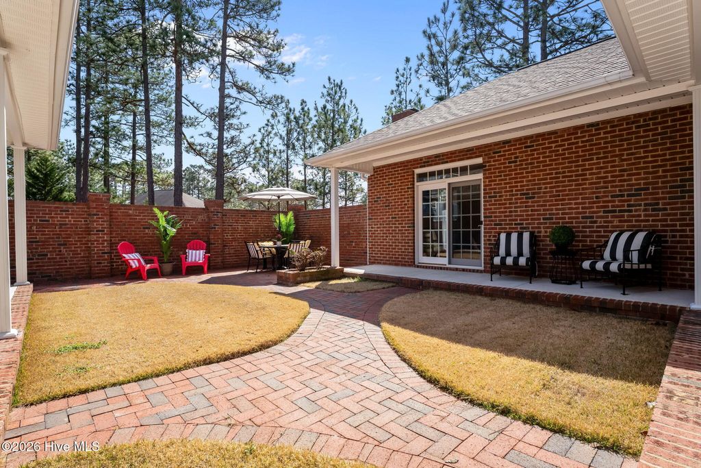 135 Fawnwood Drive, West End, NC 27376