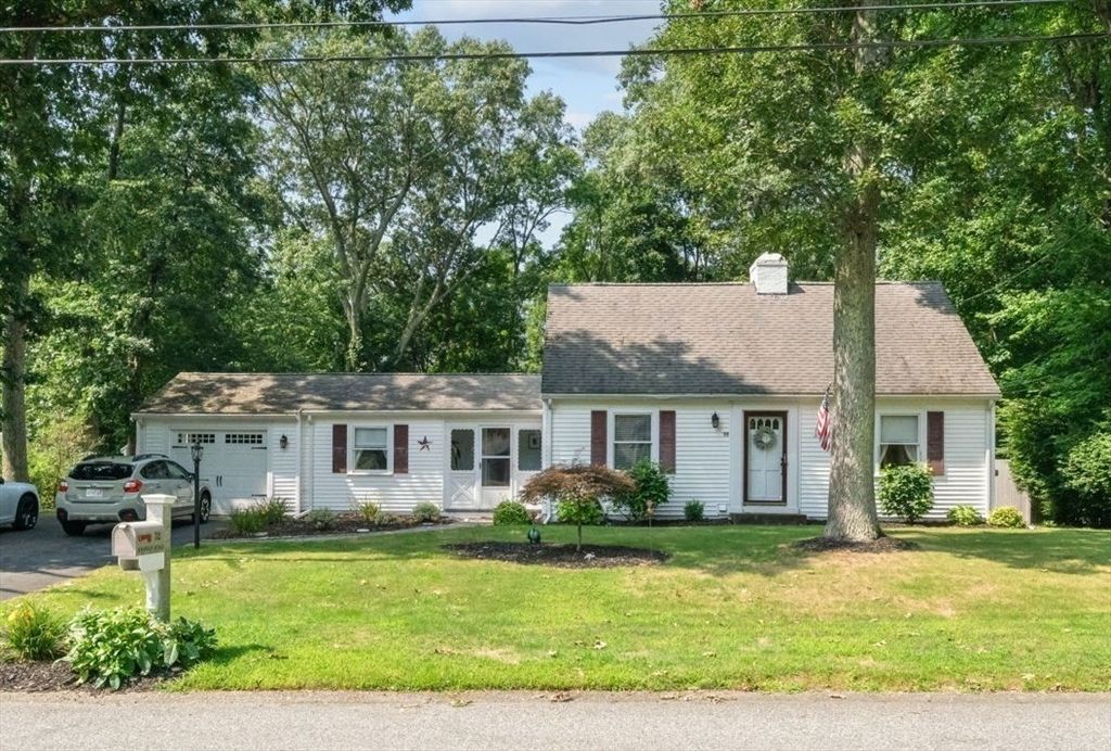32 Anawan Road, North Attleboro, MA 02760