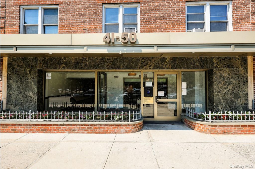 41-50 78th Street 319, Elmhurst, NY 11373