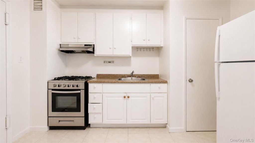 41-50 78th Street 319, Elmhurst, NY 11373 — photo 4