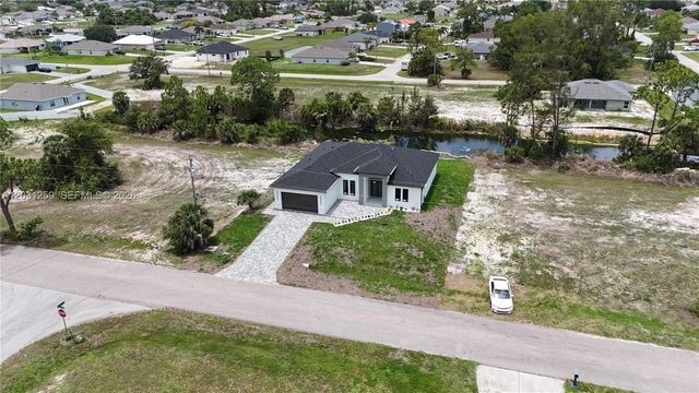 3500 NE 17th Place, Cape Coral, FL 33909
