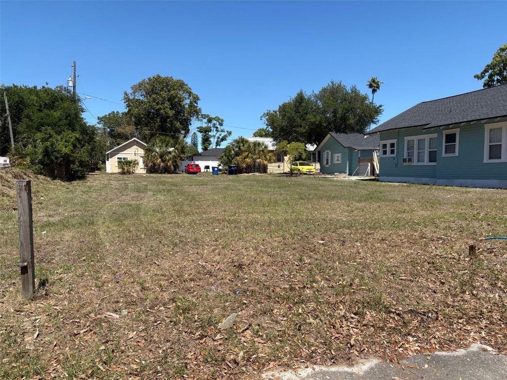 18TH AVENUE S, St Petersburg, FL 33711