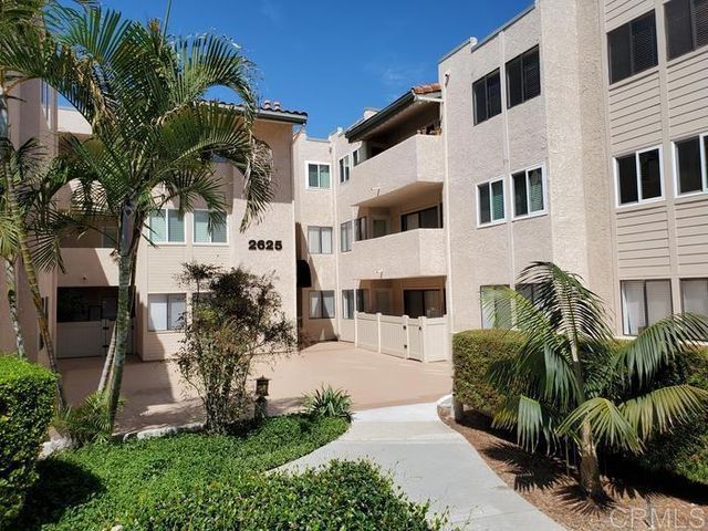 2625 Pirineos Way 323, Carlsbad, CA 92009