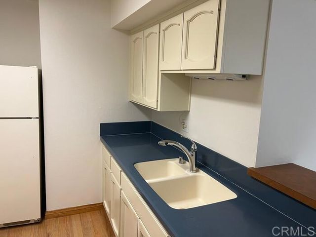 2625 Pirineos Way 323, Carlsbad, CA 92009
