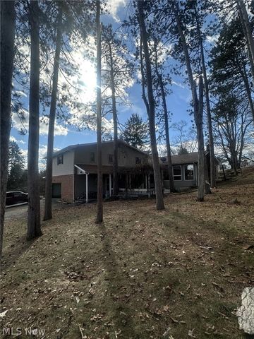 2695 Ash Meadows Boulevard, Zanesville, OH 43701