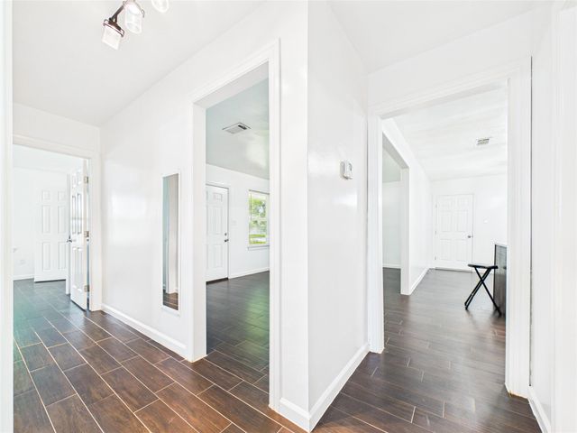 2127 Nell Street, Houston, TX 77034