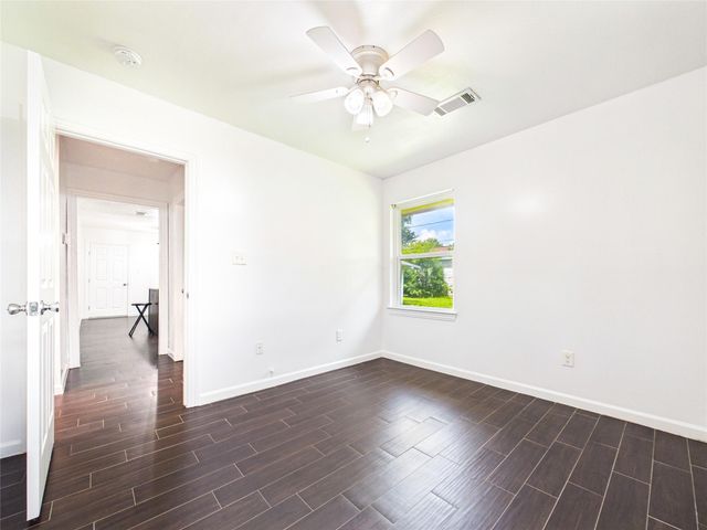 2127 Nell Street, Houston, TX 77034