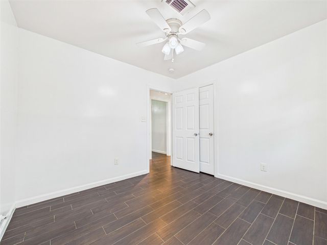 2127 Nell Street, Houston, TX 77034