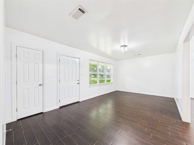 2127 Nell Street, Houston, TX 77034