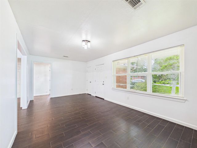 2127 Nell Street, Houston, TX 77034
