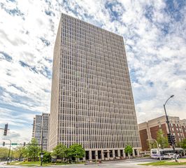 6700 S South Shore Drive 22G, Chicago, IL 60649