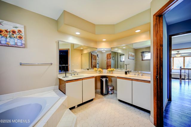 23 Red Hawk Road S, Colts Neck, NJ 07722