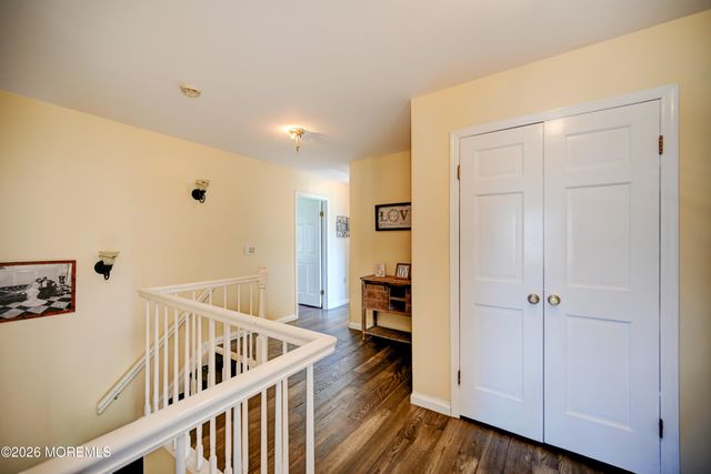 23 Red Hawk Road S, Colts Neck, NJ 07722