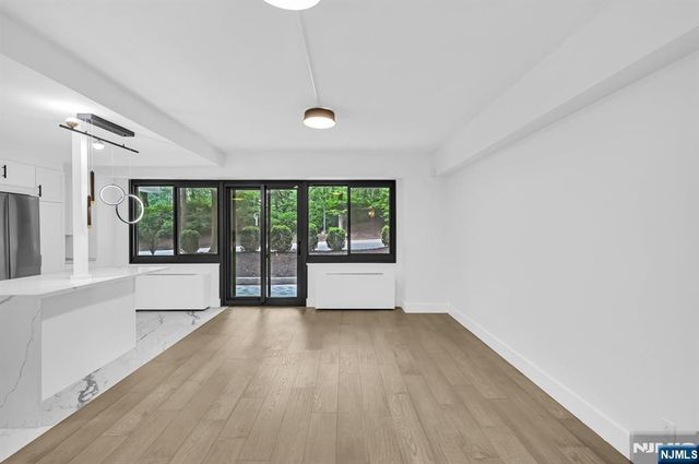 609 W South Orange Avenue 2N, South Orange Village, NJ 07079