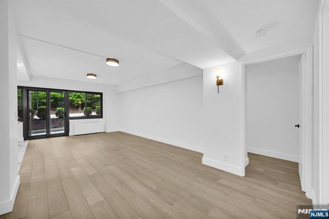 609 W South Orange Avenue 2N, South Orange Village, NJ 07079