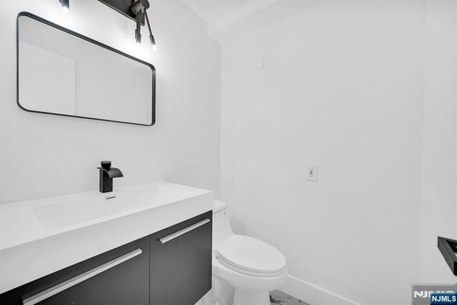 609 W South Orange Avenue 2N, South Orange Village, NJ 07079