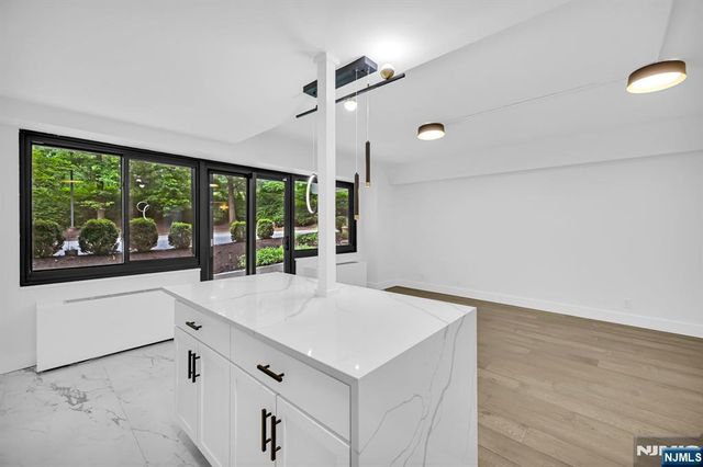 609 W South Orange Avenue 2N, South Orange Village, NJ 07079