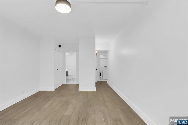 609 W South Orange Avenue 2N, South Orange Village, NJ 07079