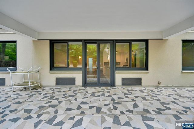 609 W South Orange Avenue 2N, South Orange Village, NJ 07079