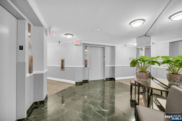 609 W South Orange Avenue 2N, South Orange Village, NJ 07079