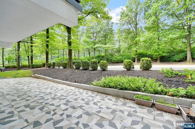 609 W South Orange Avenue 2N, South Orange Village, NJ 07079