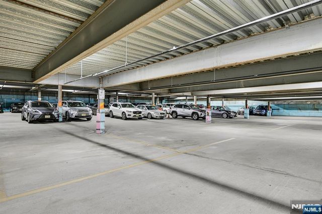 609 W South Orange Avenue 2N, South Orange Village, NJ 07079