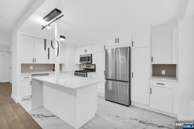 609 W South Orange Avenue 2N, South Orange Village, NJ 07079