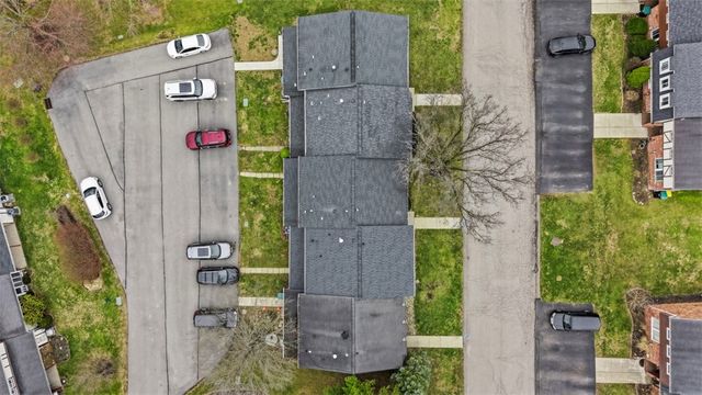 4305 Hemlock Cir, Hampton, PA 15101