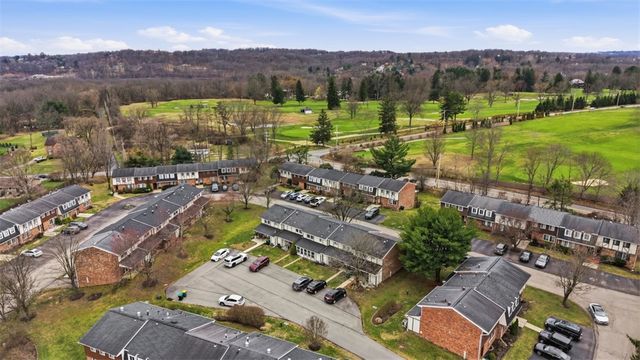 4305 Hemlock Cir, Hampton, PA 15101