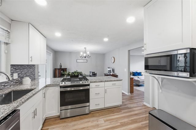 4305 Hemlock Cir, Hampton, PA 15101