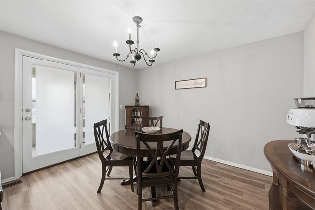 4305 Hemlock Cir, Hampton, PA 15101