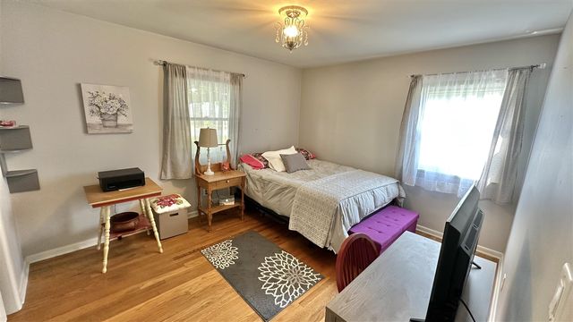 2054 Gerald St, Benton Harbor, MI 49022