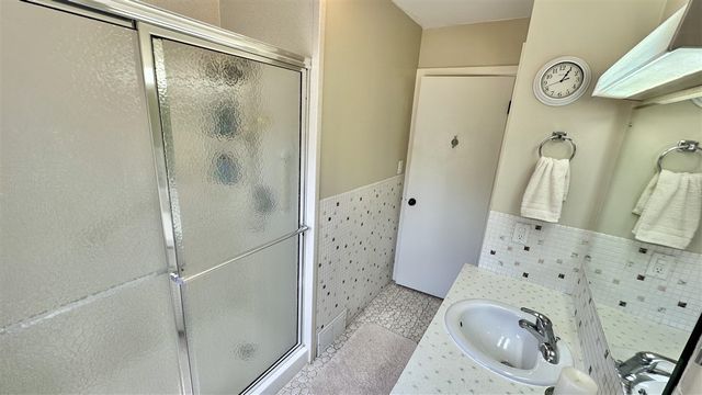 2054 Gerald St, Benton Harbor, MI 49022