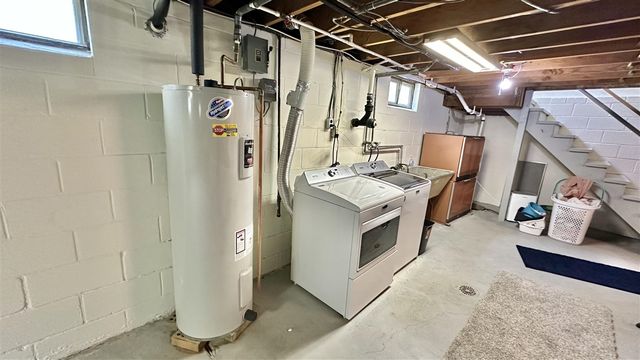 2054 Gerald St, Benton Harbor, MI 49022