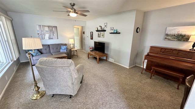 2054 Gerald St, Benton Harbor, MI 49022