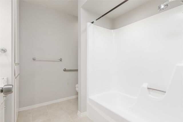 9142 Emberglow Lane, Dallas, TX 75243