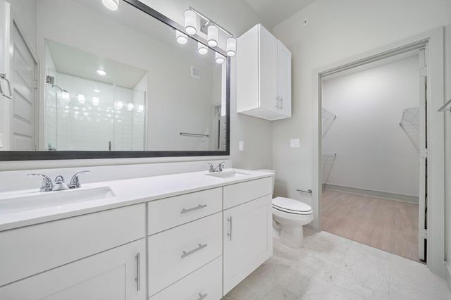 4840 North Shepherd Drive C1, Houston, TX 77018