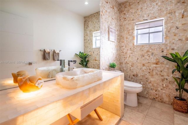 5186 NW 106th Ave, Doral, FL 33178