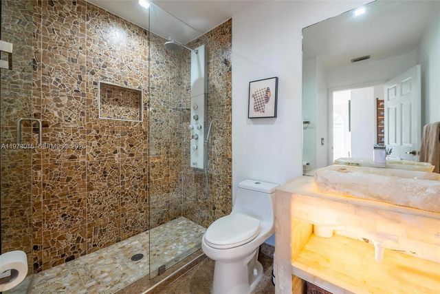 5186 NW 106th Ave, Doral, FL 33178