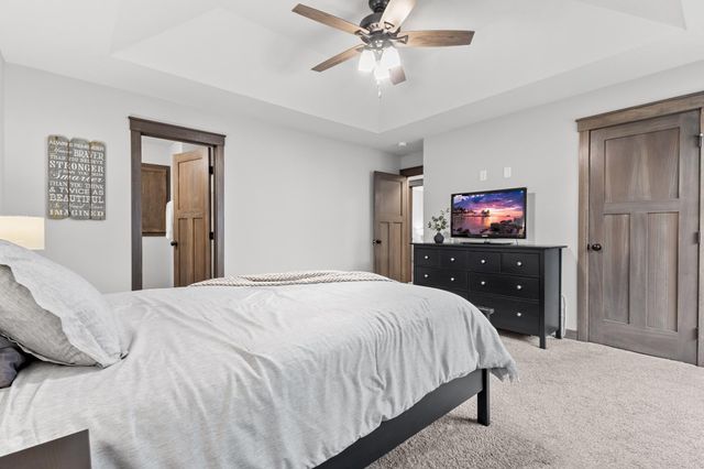 2730 213th Street W, Farmington, MN 55024