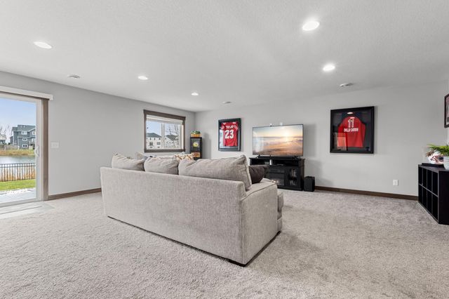 2730 213th Street W, Farmington, MN 55024