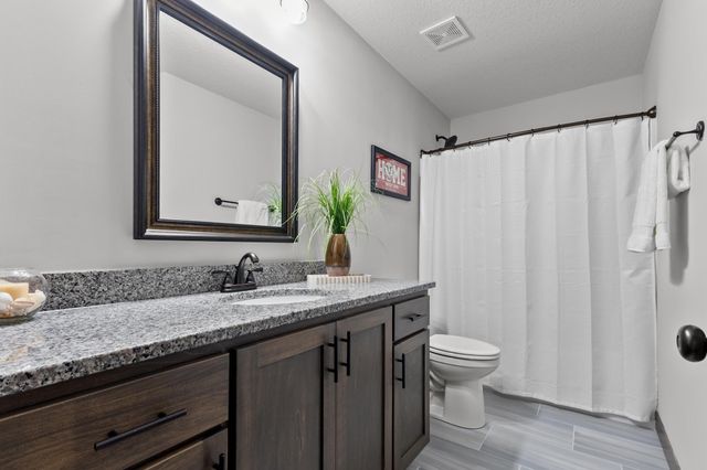 2730 213th Street W, Farmington, MN 55024