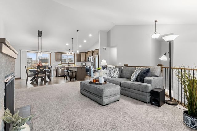 2730 213th Street W, Farmington, MN 55024